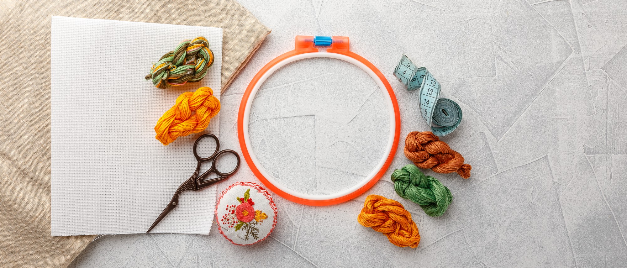 Kit di filati selezionati e telaio
